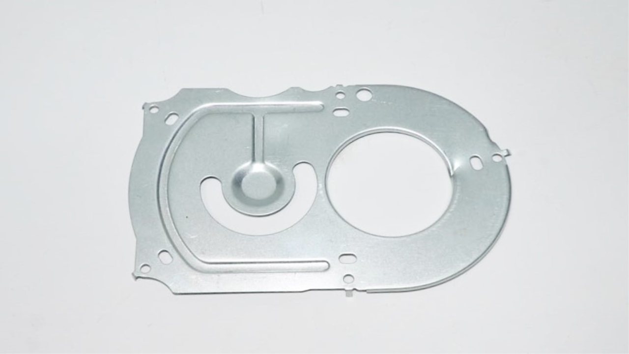 MOTOR KAPAĞI DIŞ İÇ SACI (RS100)